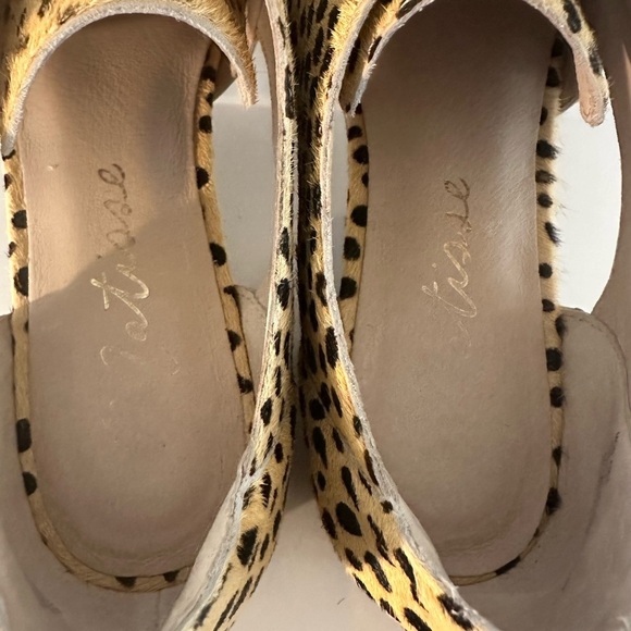 Matisse Mon Amie Calf Hair Slip On Oxfords - Picture 5 of 7